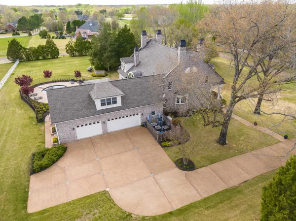 $1,050,000 | 11935 Stable View Drive, Eads, TN 38028