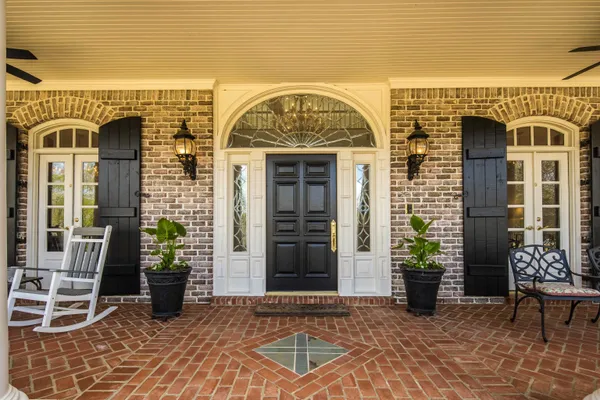 $1,050,000 | 11935 Stable View Drive, Eads, TN 38028