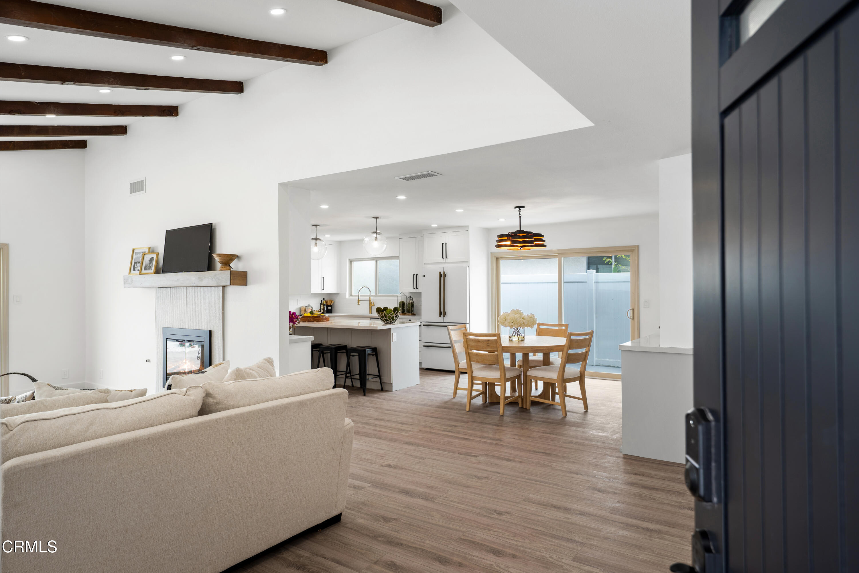 4834 Island View Street Oxnard, CA 93035 - Photo 7 of 46 1000007178