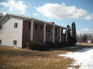9773 Arbela Road Millington, MI 48746 - Photo 15 of 15 20192537-14.JPG