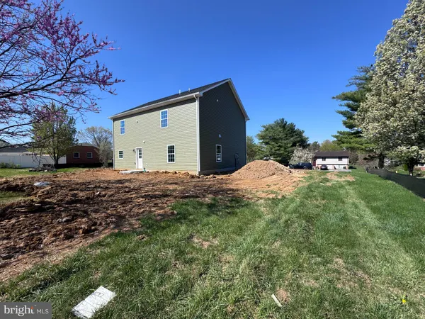 $479,900 | 152 General Lee Avenue, Inwood, WV 25428