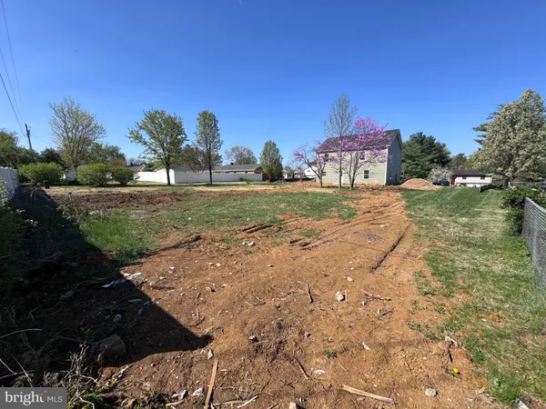 $479,900 | 152 General Lee Avenue, Inwood, WV 25428