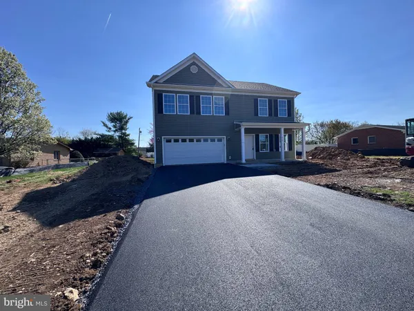 $479,900 | 152 General Lee Avenue, Inwood, WV 25428