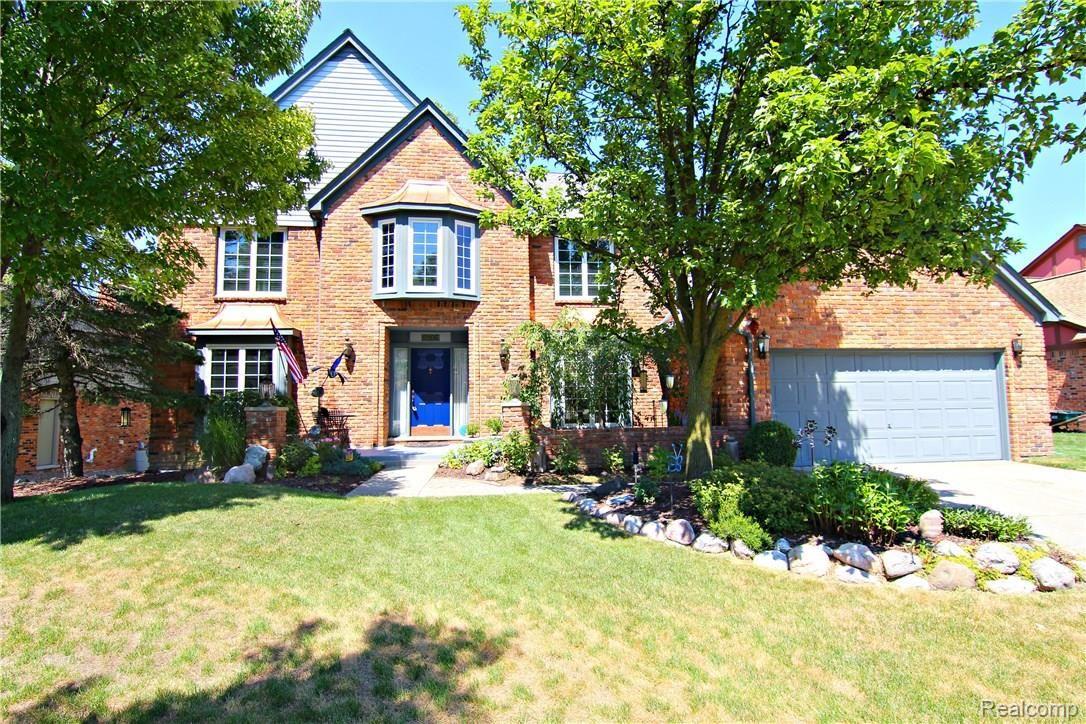 2506 Ulster Road Rochester, MI 48309 - Photo 1 of 34 Ulster Rd Front.jpg