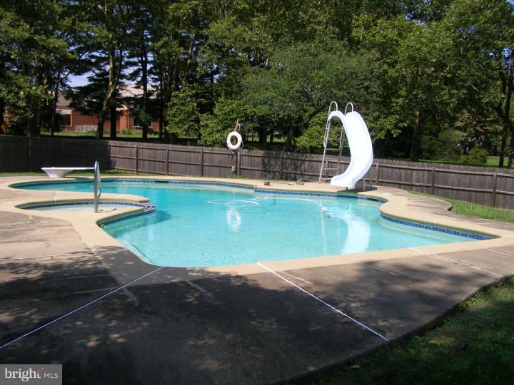 673 Reeves Lane Warminster, PA 18974 - Photo 22 of 25 Pool