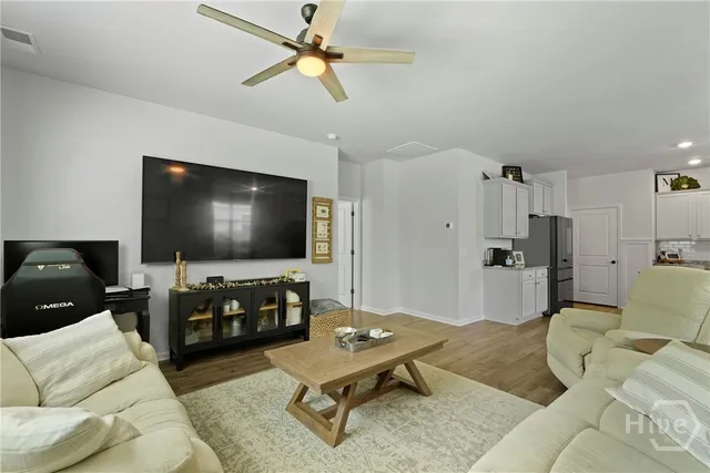 $2,900 | 41 Gypsea Lane, Richmond Hill, GA 31324