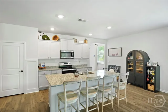 $2,900 | 41 Gypsea Lane, Richmond Hill, GA 31324