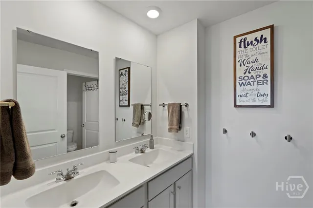 $2,900 | 41 Gypsea Lane, Richmond Hill, GA 31324