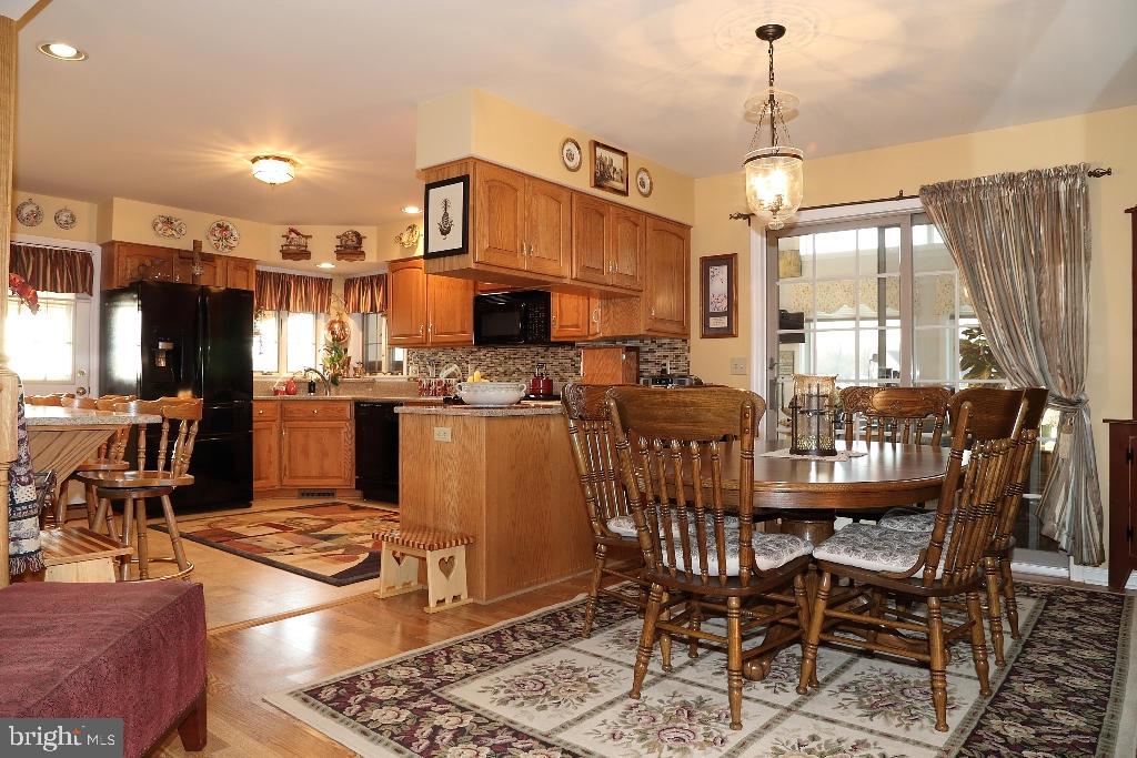 212 Hershey Road Lititz, PA 17543 - Photo 7 of 28