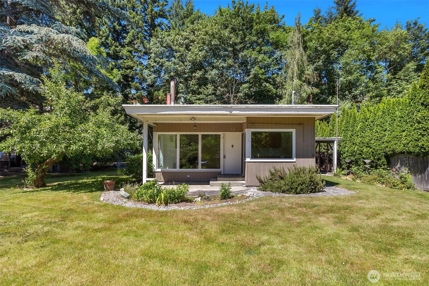 8833 Northeast Bothell Way Kenmore, WA 98028 - Photo 2 of 38