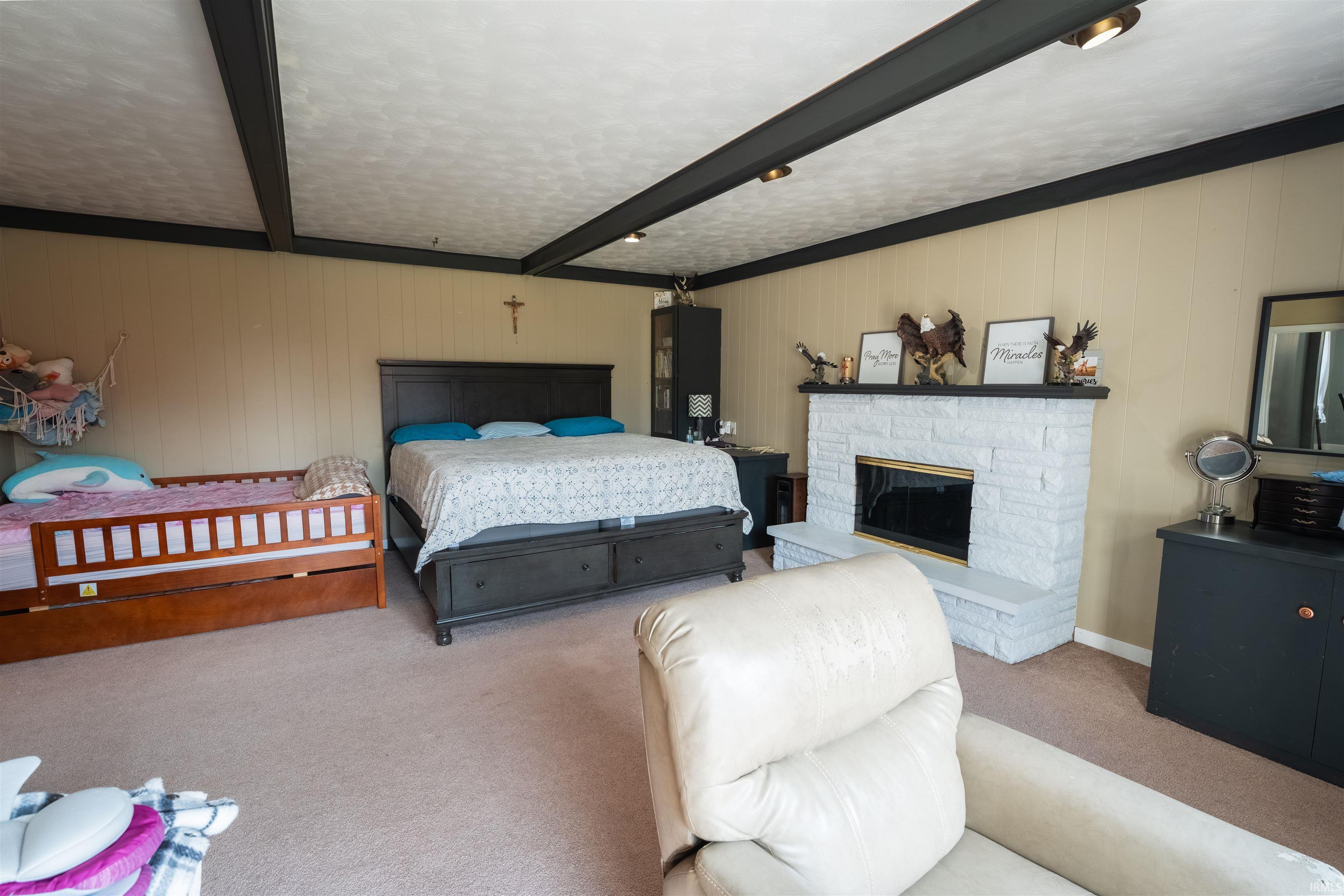 204 Chestnut Street Bristol, IN 46507 - Photo 23 of 36