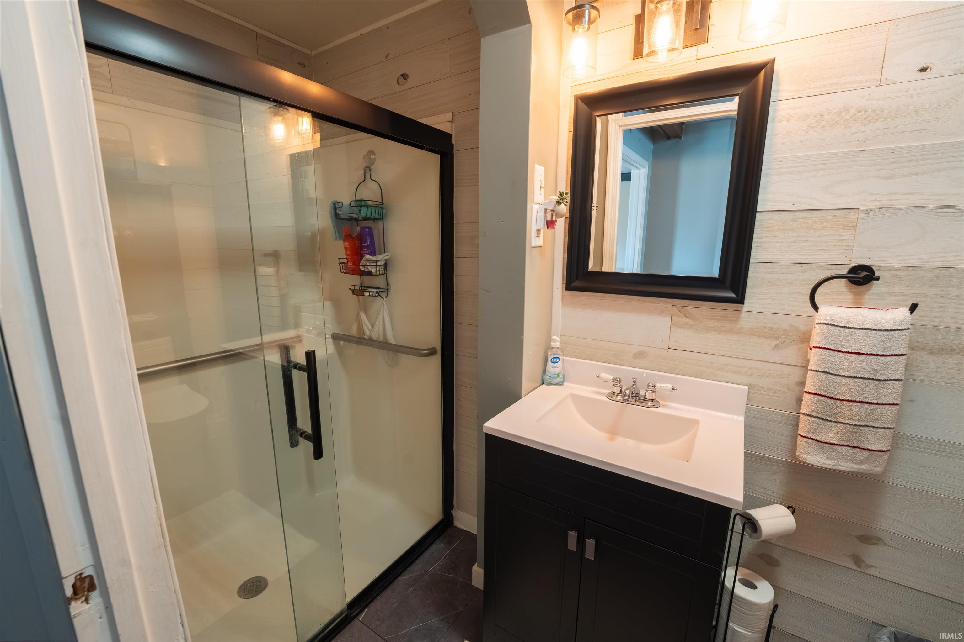 204 Chestnut Street Bristol, IN 46507 - Photo 26 of 36