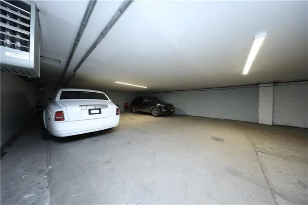 $738,000 | 339 Avenue P, Unit 2A | Bensonhurst