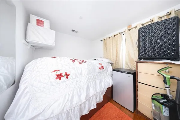 $738,000 | 339 Avenue P, Unit 2A | Bensonhurst