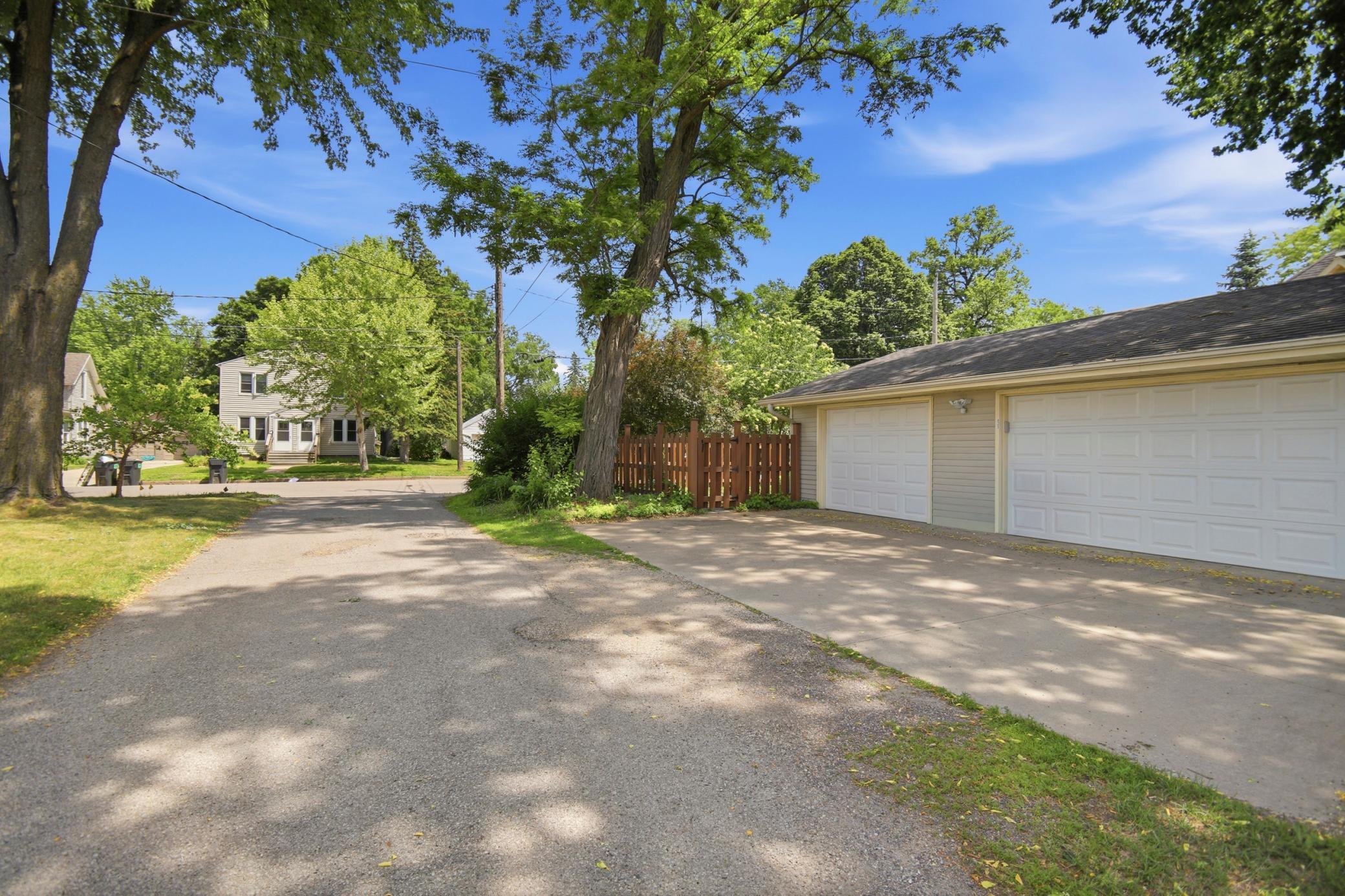 825 East Center Street Rochester, MN 55904 - Photo 35 of 37