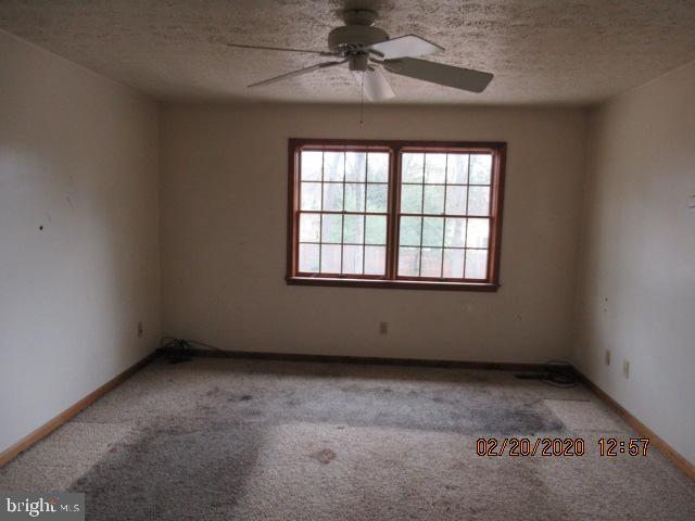 243 Magothy Beach Road Pasadena, MD 21122 - Photo 14 of 22 MASTER BEDROOM