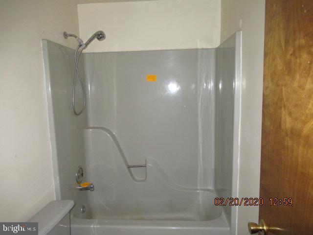 243 Magothy Beach Road Pasadena, MD 21122 - Photo 15 of 22 HALL BATH
