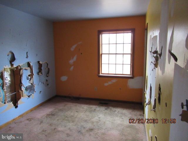 243 Magothy Beach Road Pasadena, MD 21122 - Photo 17 of 22 BEDROOM