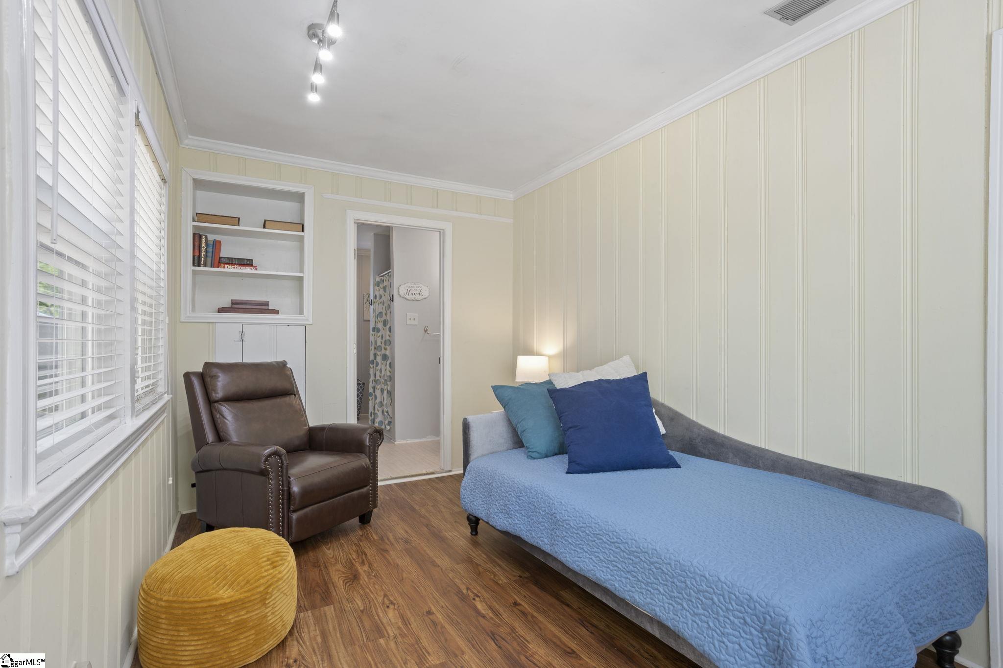 210 Keith Drive Greenville, SC 29607 - Photo 16 of 25