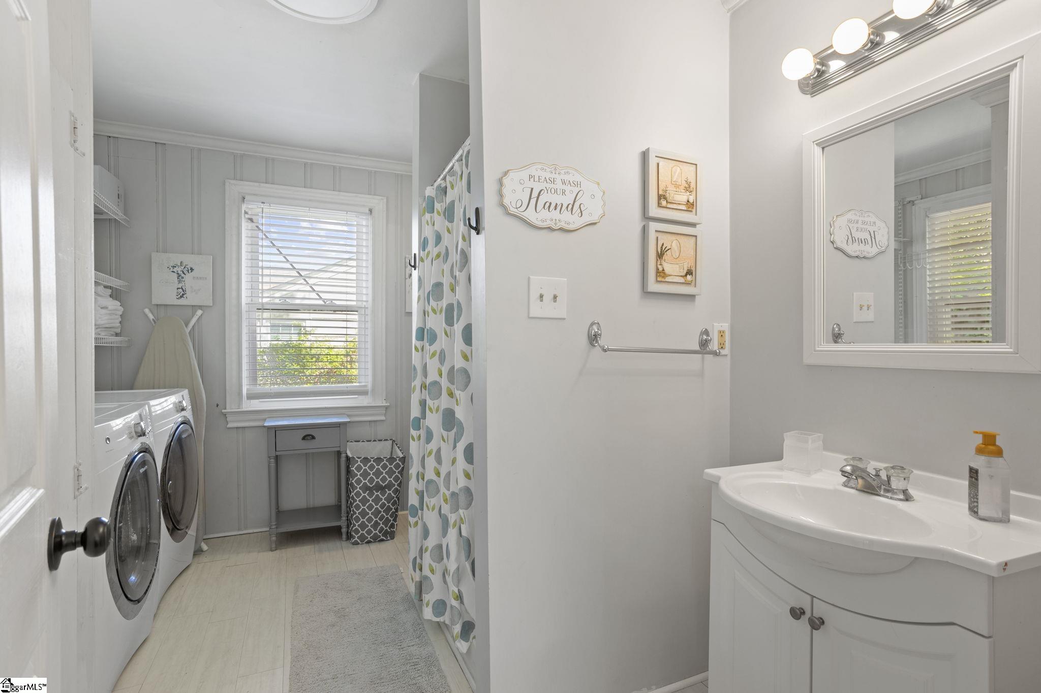 210 Keith Drive Greenville, SC 29607 - Photo 17 of 25