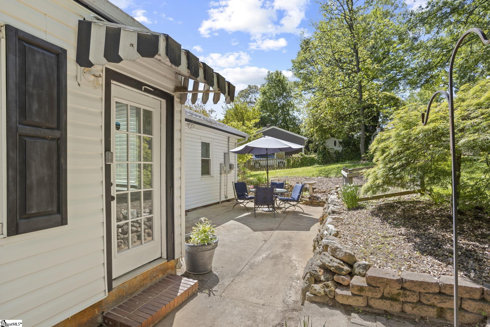 210 Keith Drive Greenville, SC 29607 - Photo 19 of 25