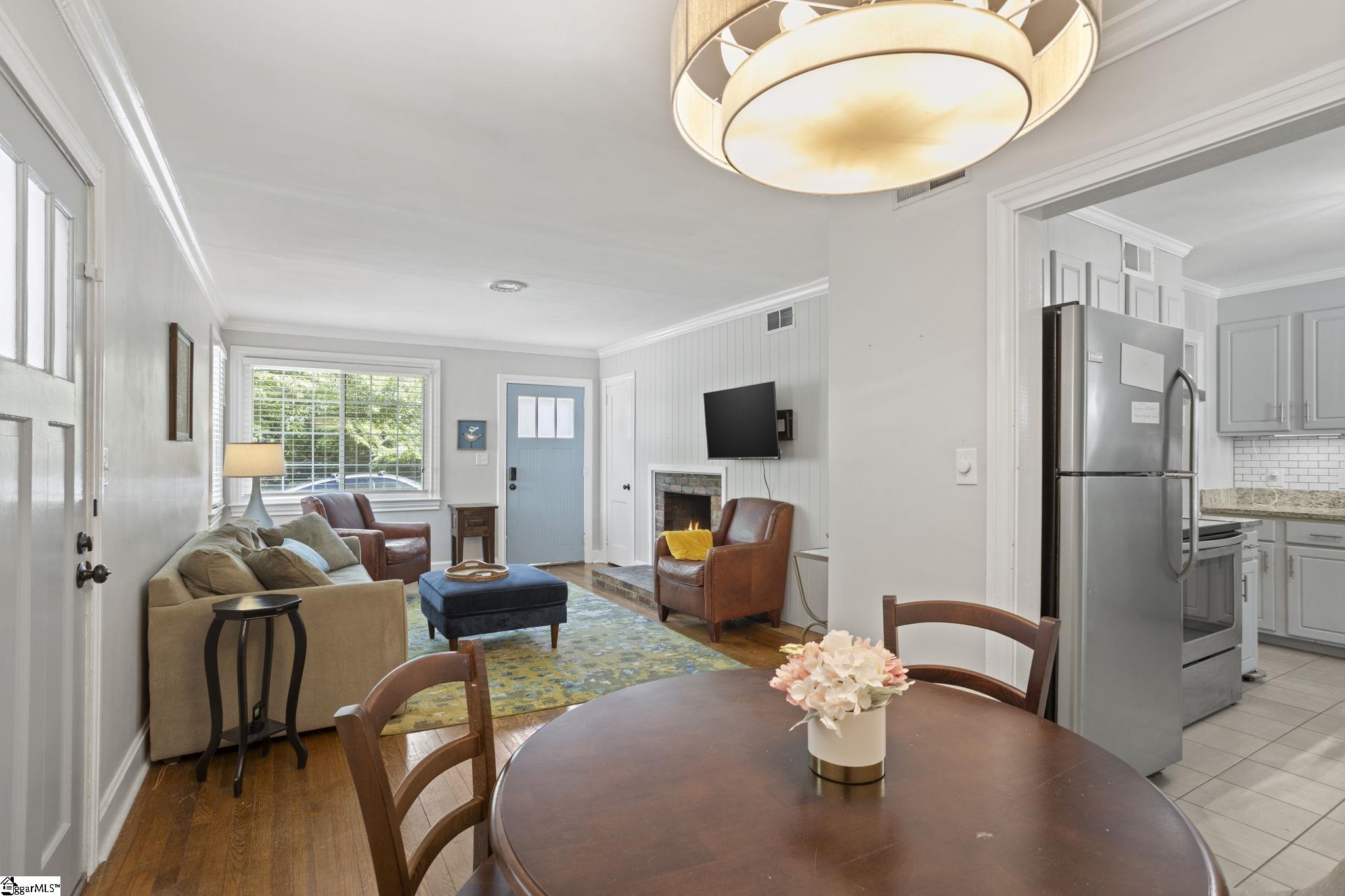 210 Keith Drive Greenville, SC 29607 - Photo 7 of 25