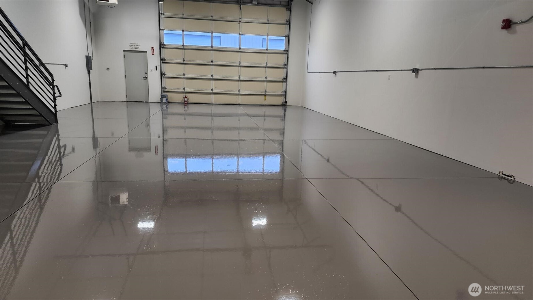 1975 Alpine Way Bellingham, WA 98226 - Photo 12 of 22 a view of walk in closet