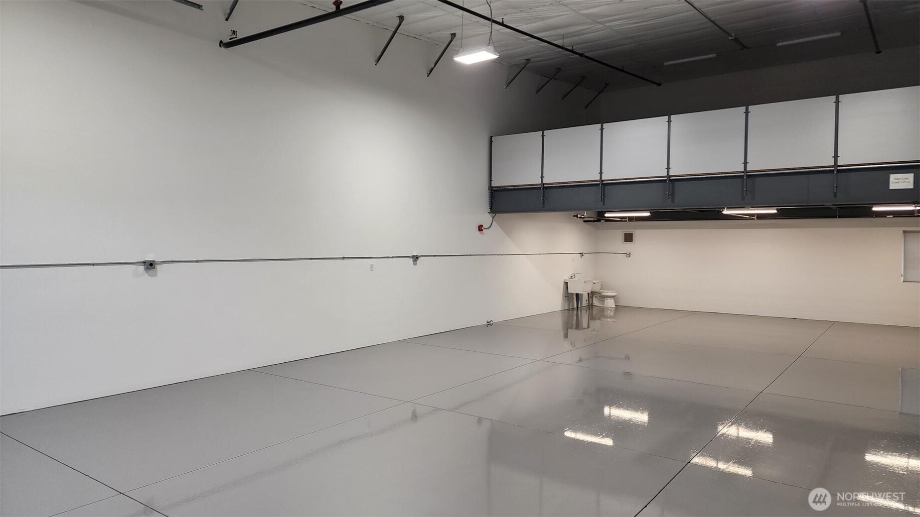 1975 Alpine Way Bellingham, WA 98226 - Photo 21 of 22 a view of a kitchen with an empty shelf