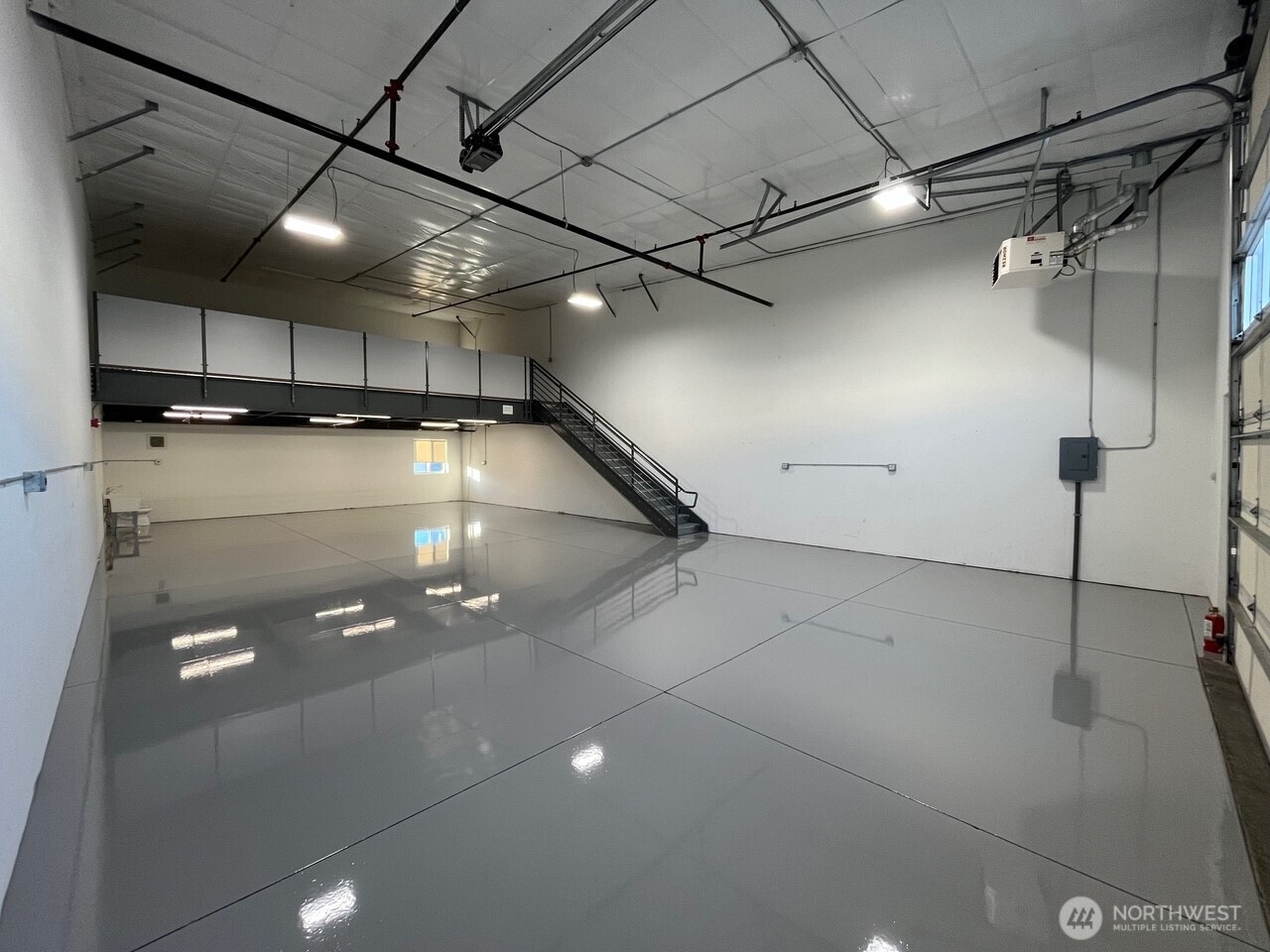 1975 Alpine Way Bellingham, WA 98226 - Photo 4 of 22 a view of a indoor garage