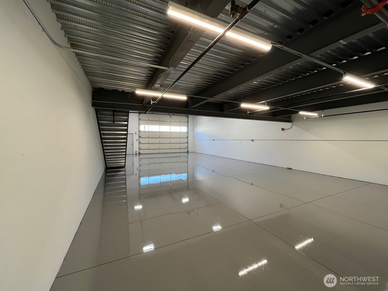 1975 Alpine Way Bellingham, WA 98226 - Photo 9 of 22 a view of an empty room