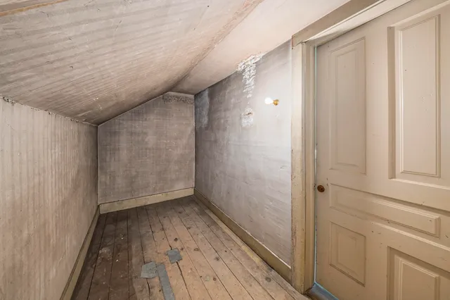 $179,900 | 128 1st Street, Milan, MI 48160