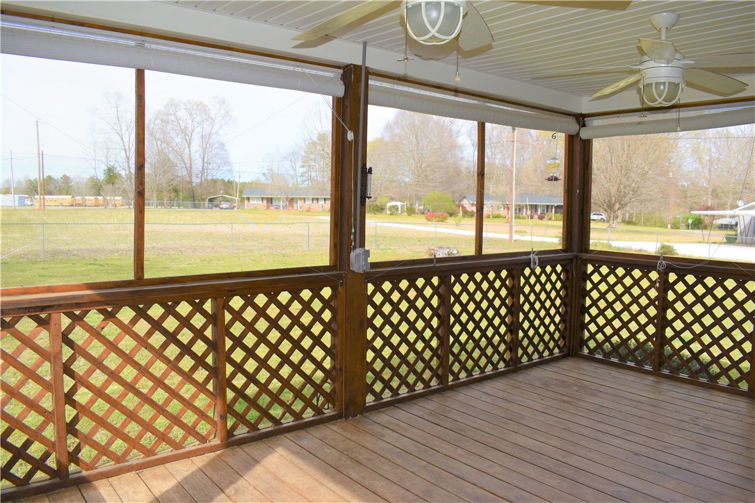 331 Beechnut Lane Walhalla, SC 29691 - Photo 5 of 44 Gallery Image 5