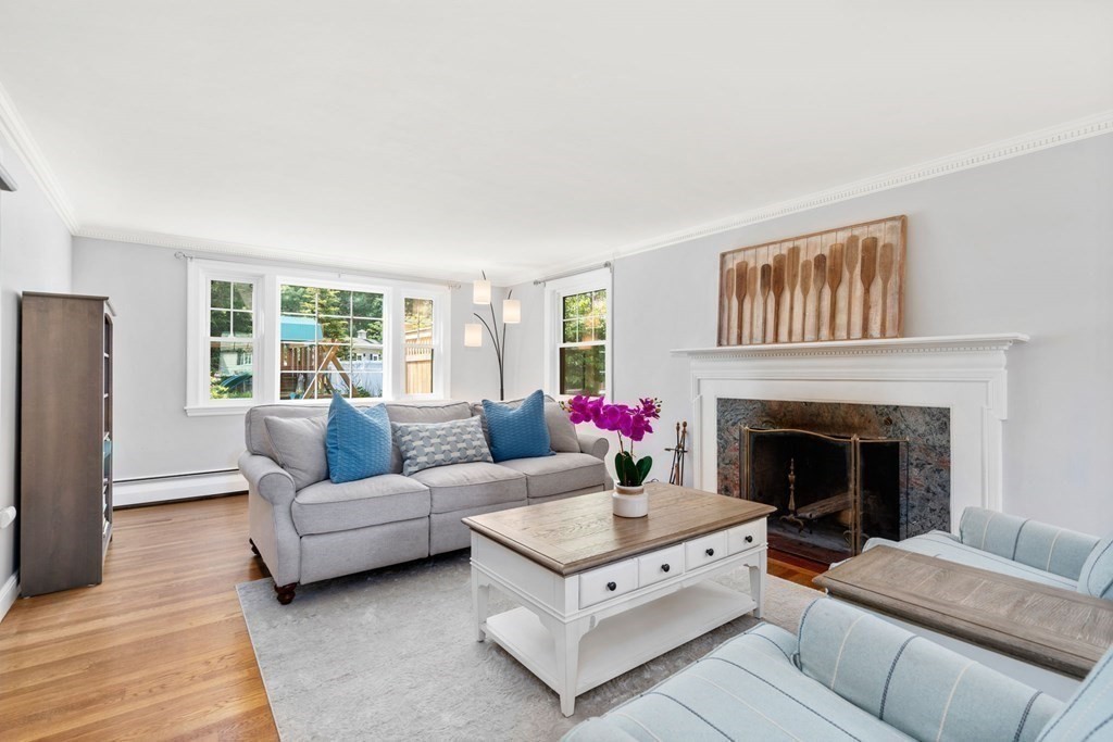 18 Pine Needle Road Wayland, MA 01778 - Photo 5 of 24 Gallery Image 5