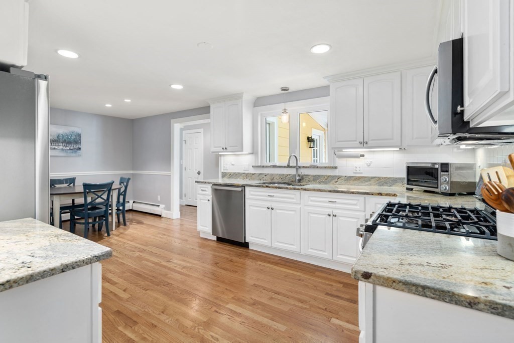 18 Pine Needle Road Wayland, MA 01778 - Photo 9 of 24 Gallery Image 9