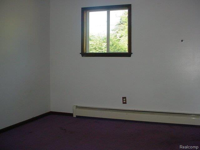 3461 Thomas Road Oxford, MI 48371 - Photo 16 of 22 261-910830 - BEDROOM2.JPG
