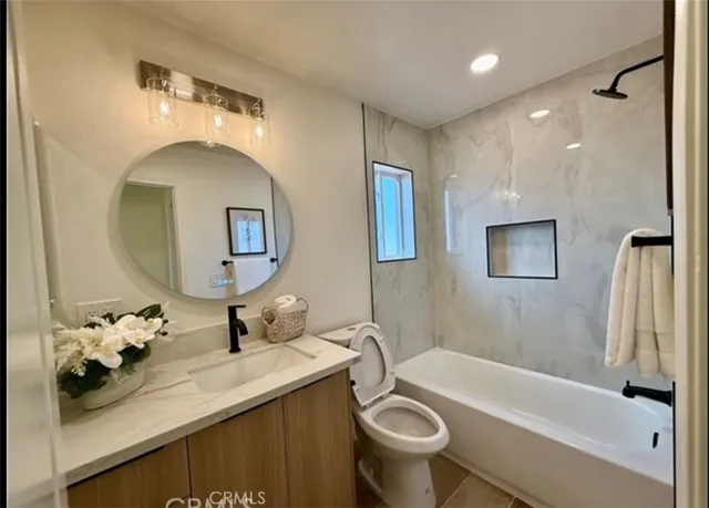 $890,000 | 6161 Orange Avenue, Long Beach, CA 90805