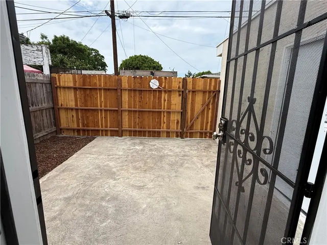 $890,000 | 6161 Orange Avenue, Long Beach, CA 90805