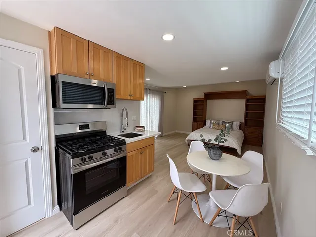 $890,000 | 6161 Orange Avenue, Long Beach, CA 90805