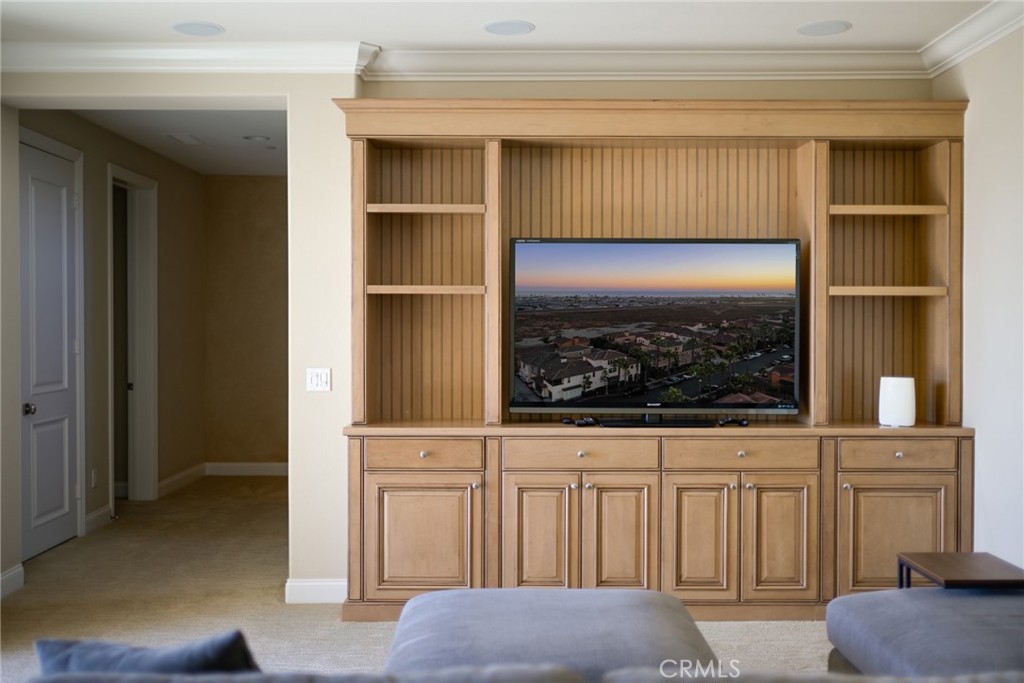 8438 Hibiscus Circle Huntington Beach, CA 92646 - Photo 12 of 24