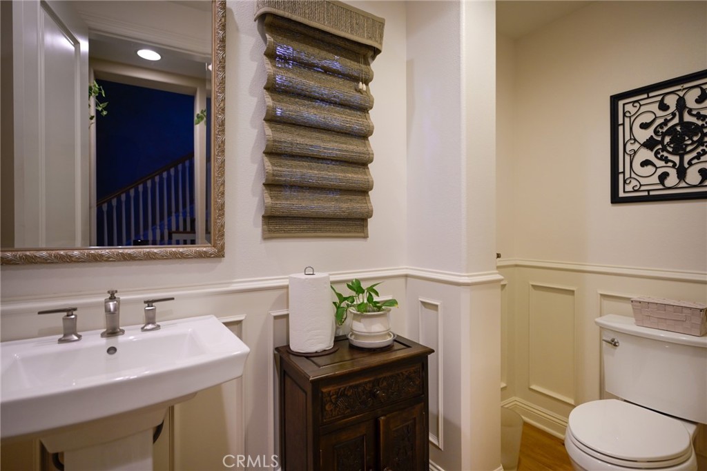 8438 Hibiscus Circle Huntington Beach, CA 92646 - Photo 5 of 24