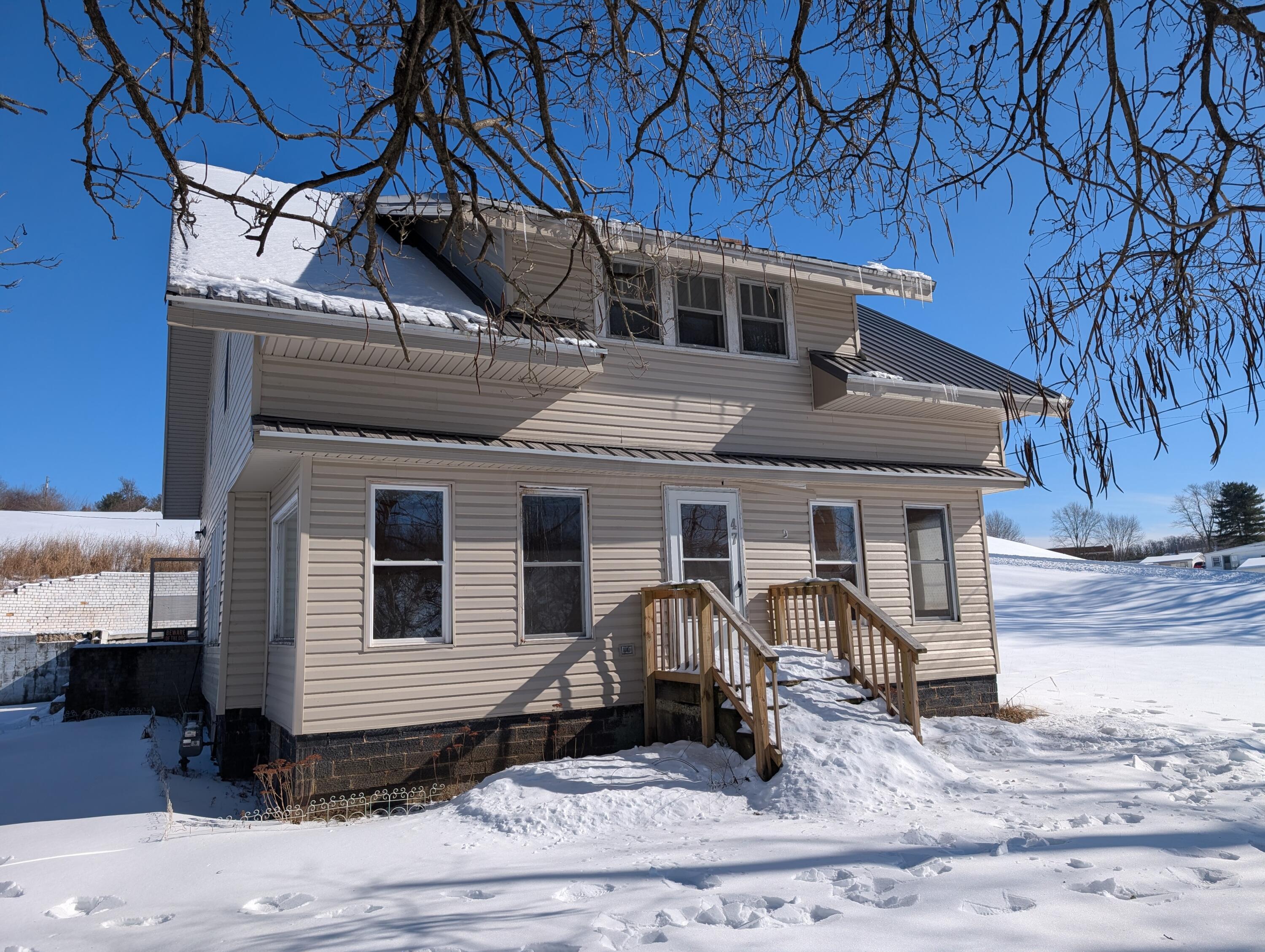47 Main Street Amesville, OH 45711 - Photo 2 of 17