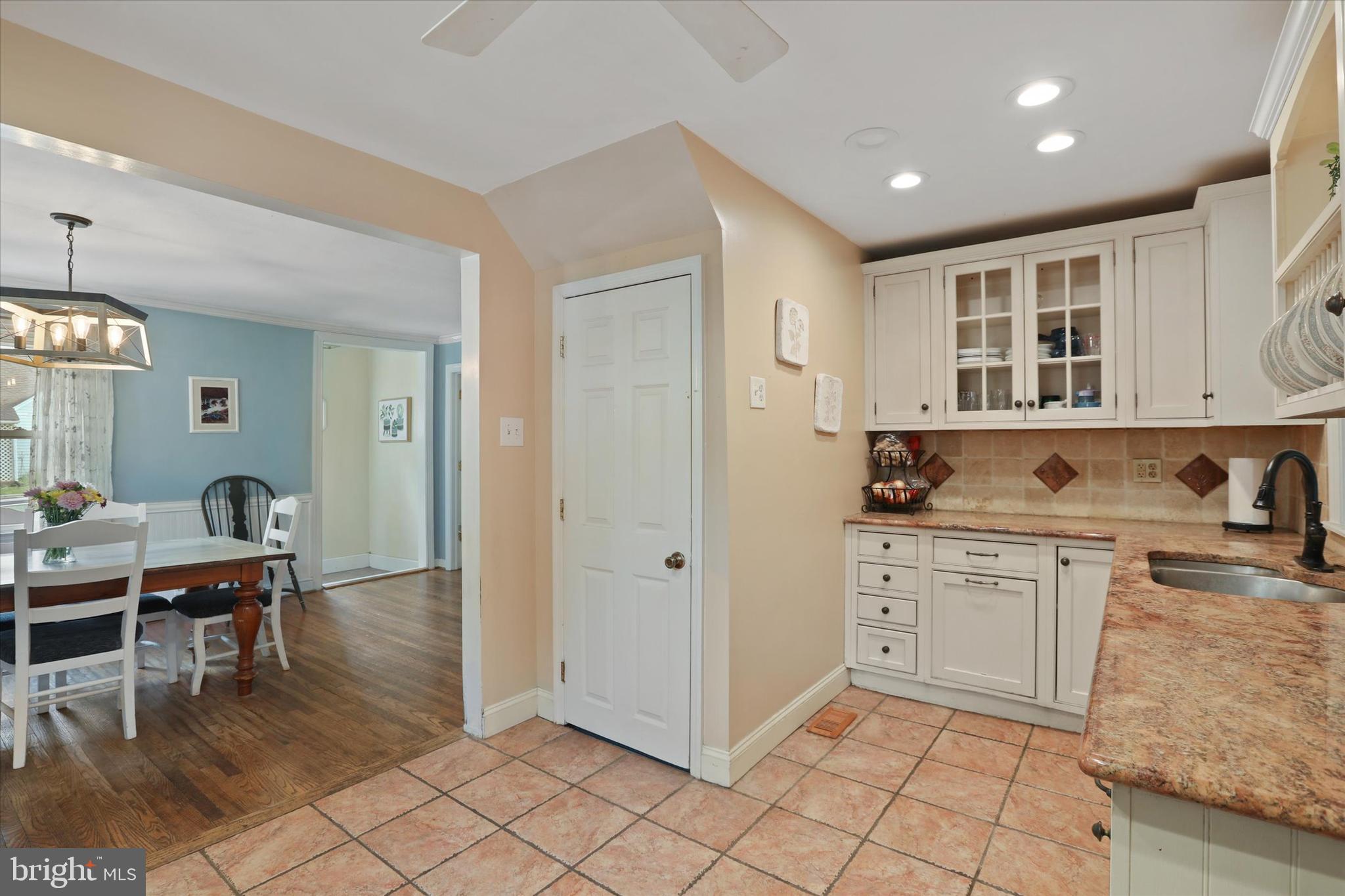 35 Belmar Road Hatboro, PA 19040 - Photo 7 of 24