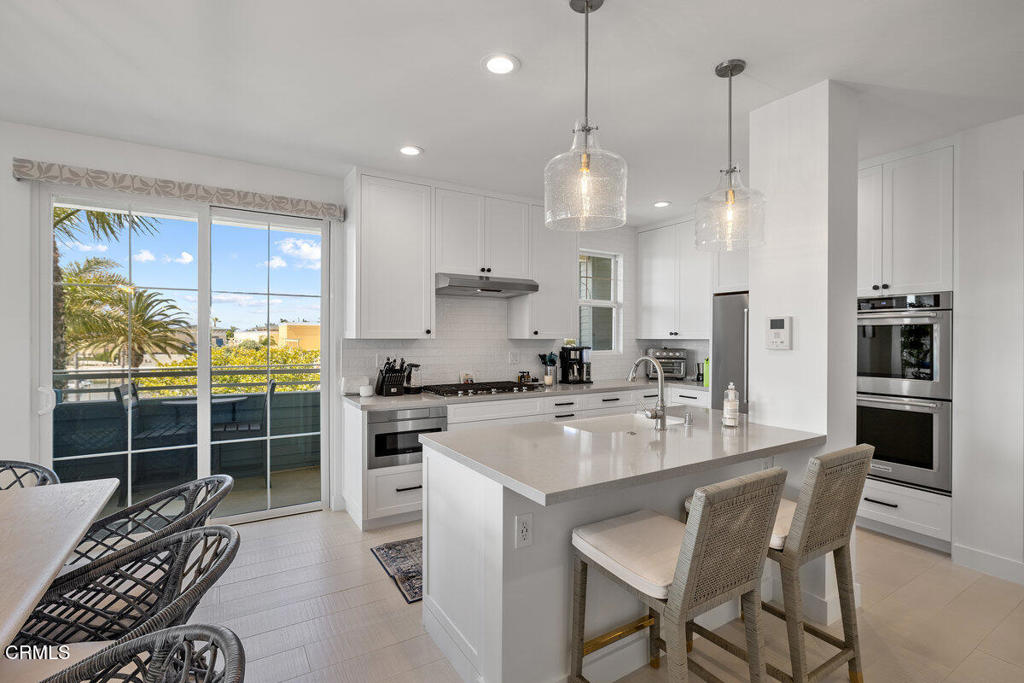 1437 Windshore Way Oxnard, CA 93035 - Photo 5 of 33