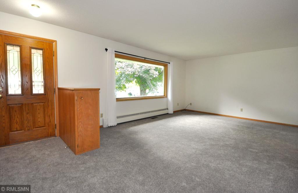 1345 7th Avenue Southeast Rochester, MN 55904 - Photo 4 of 18 Gallery Image 4