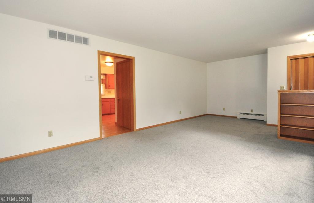 1345 7th Avenue Southeast Rochester, MN 55904 - Photo 5 of 18 Gallery Image 5