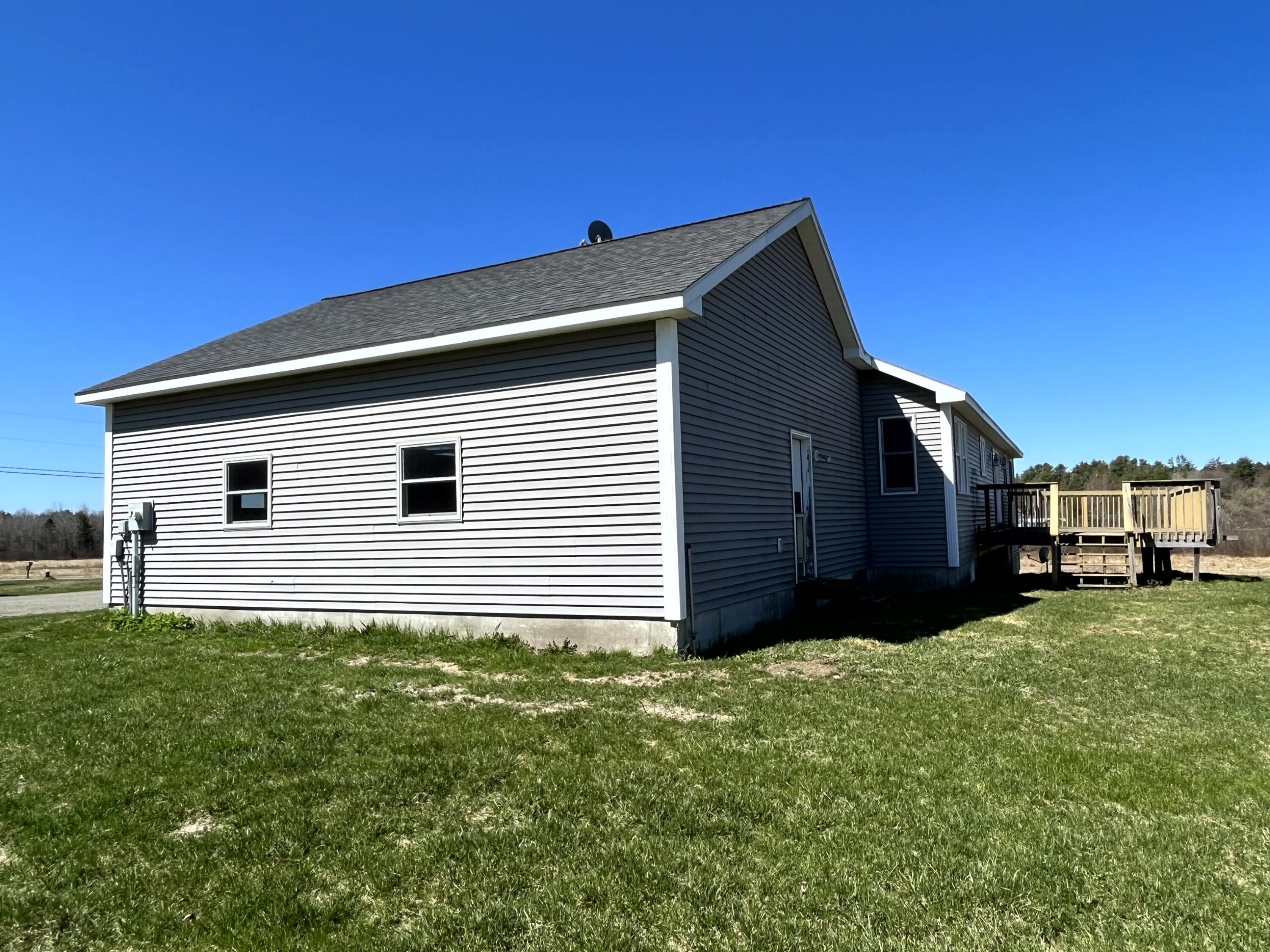 39 Goodhue Road Sidney, ME 04330 - Photo 5 of 37 05 Exterior