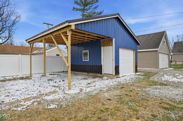 $189,000 | 404 Thompson Street, Winchester, IN 47394