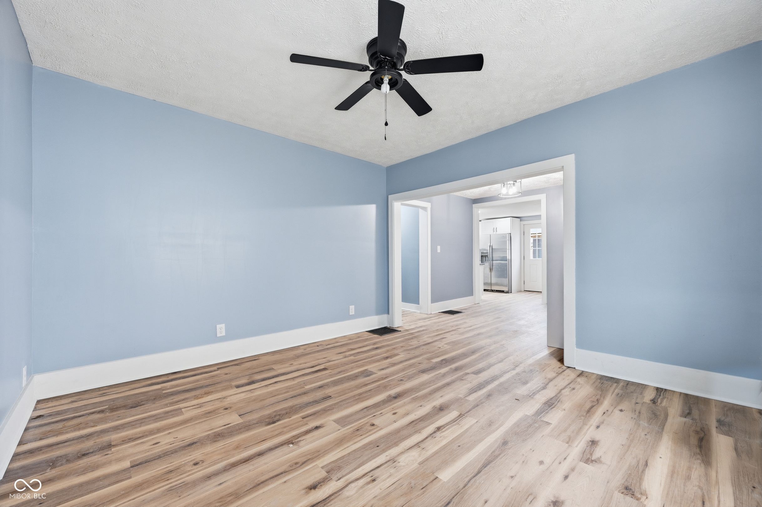 404 Thompson Street Winchester, IN 47394 - Photo 5 of 24