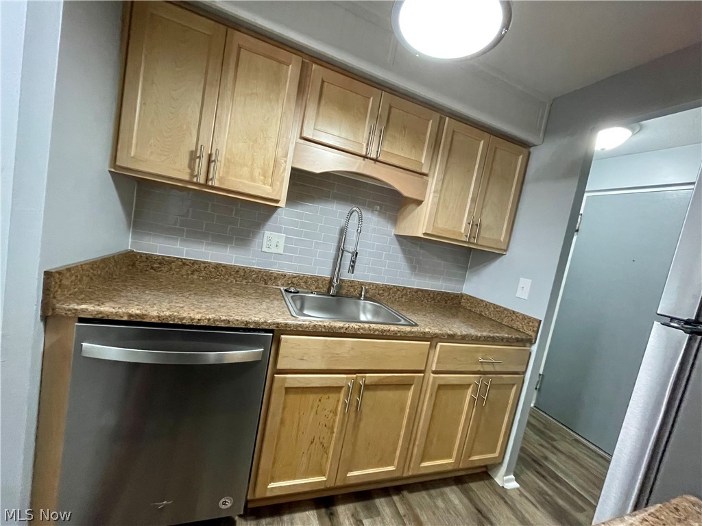 20312 Lorain Road, Unit 107 Fairview Park, OH 44126 - Photo 8 of 23