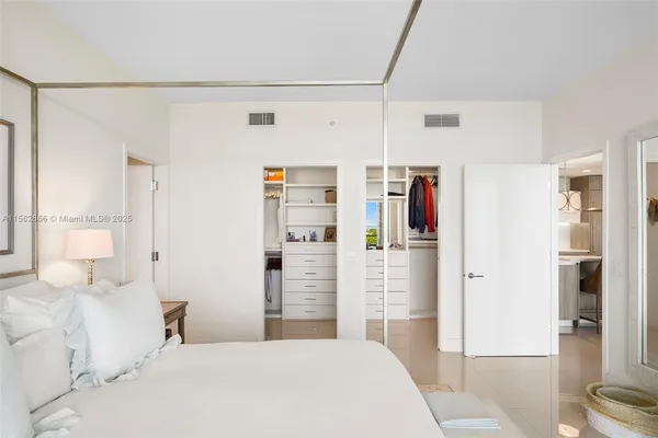$20,000 | 360 Ocean Drive, Unit 905S, Key Biscayne, FL 33149